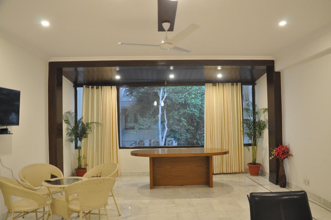 Fabhotel Namaste Bnb & Service Apartments Vasant Vihar New Delhi Eksteriør billede